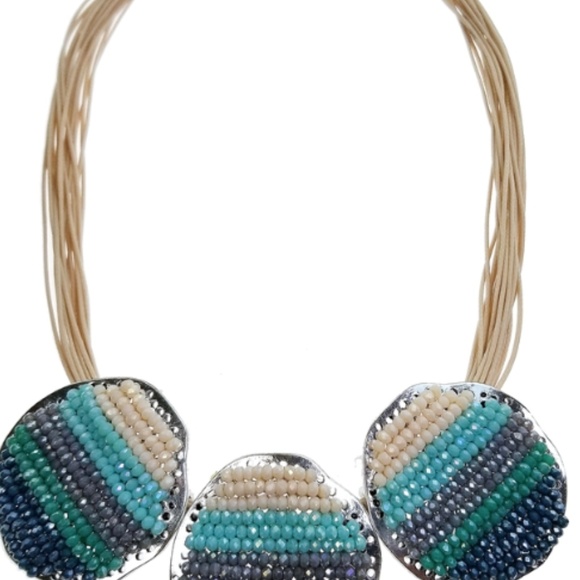 SWEET LOLA BLUE & GREEN CRYSTAL BEADED NECKLACE - Picture 2 of 2